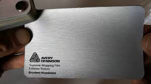 Avery Brushed Aluminium 1,52m x 1,6m